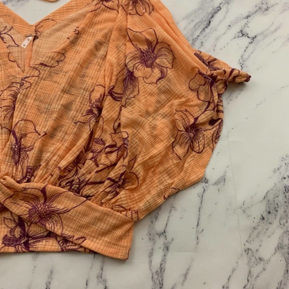 Free People One Dance Crop Top Size XS Coral Orange Purple Floral Knot Tropical - Picture 3 of 10